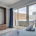 St Julian's Unique 3-bedroom And Penthouse With Jacuzzi Apartment *