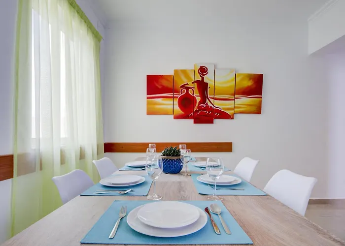 Apartman St Julian's Unique 3-bedroom And Penthouse With Jacuzzi *