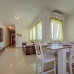 Apartamento St Julian's Unique 3-bedroom And Penthouse With Jacuzzi St. Julian's