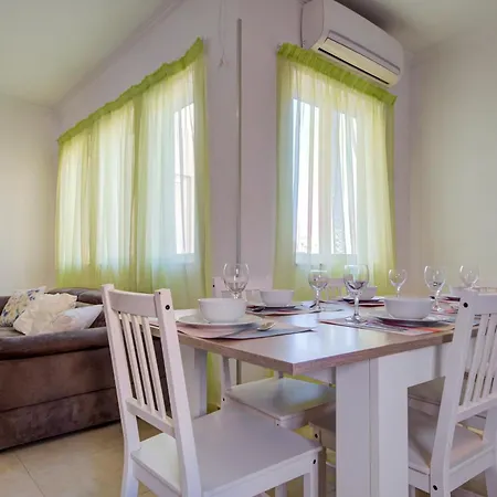 Daire St Julian's Unique 3-bedroom And Penthouse With Jacuzzi Saint Julian's