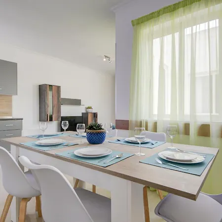 St Julian'S Unique 3-Bedroom Apartments And Penthouse With Jacuzzi